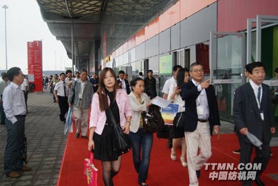 G:\2011上海紡機展圖片整理\紡機網文章\場外花絮\DSC04243.jpg